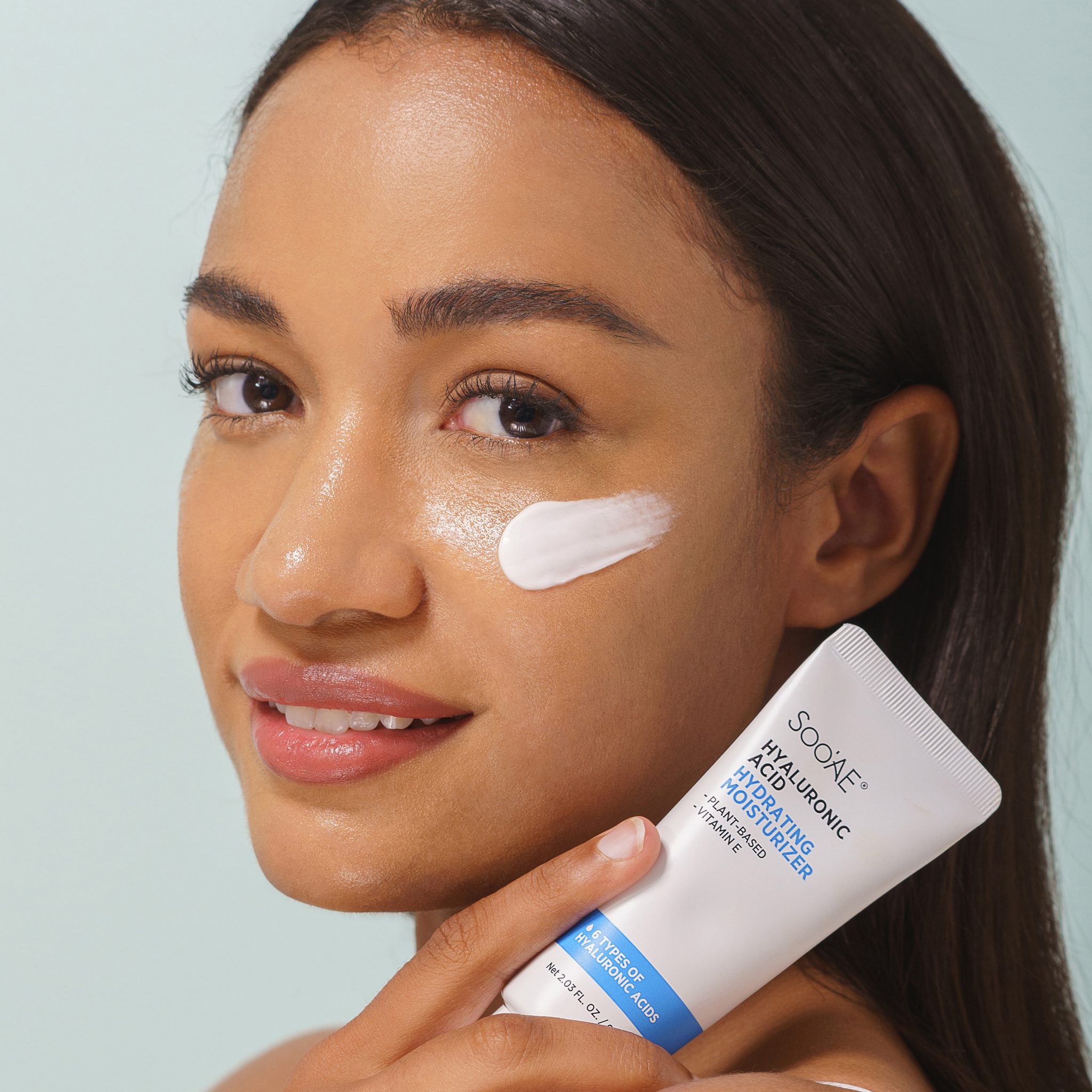 HYALURONIC ACID HYDRATING MOISTURIZER Green & Clean Beauty SIMPLE